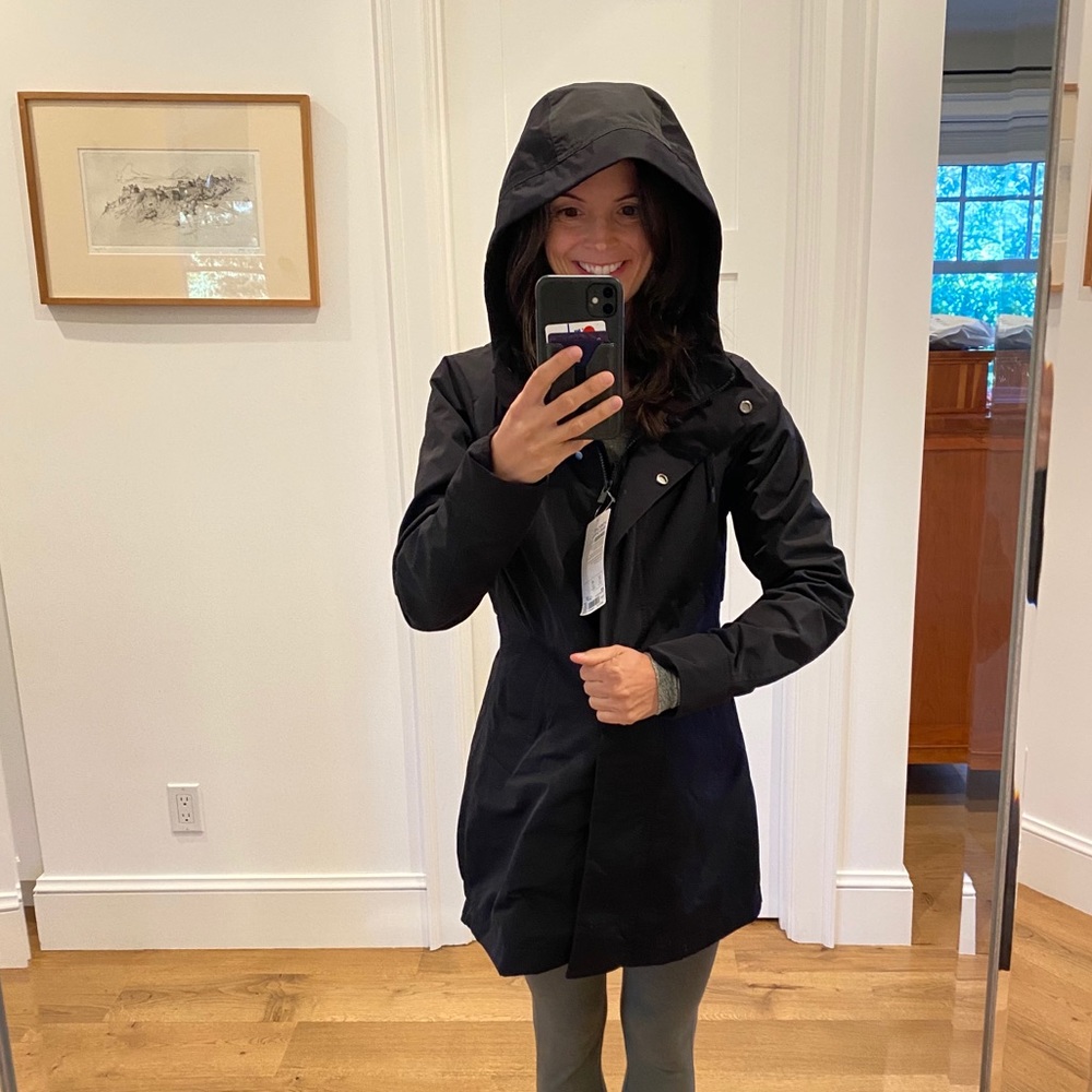 NWT Forecast rain shell XXS (runs a little big)